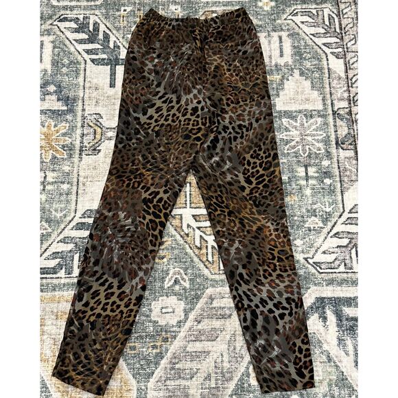 GUESS Leopard Print Jogger Pants - Picture 4 of 10